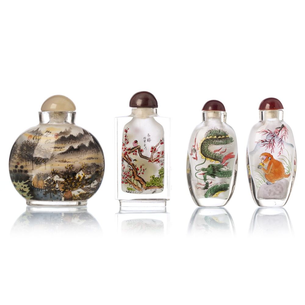 Cristal e vidro - Quatro frascos de 'snuff bottle'