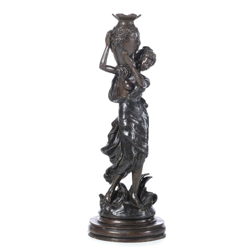 Figura femenina segurando cântaro - Século XIX