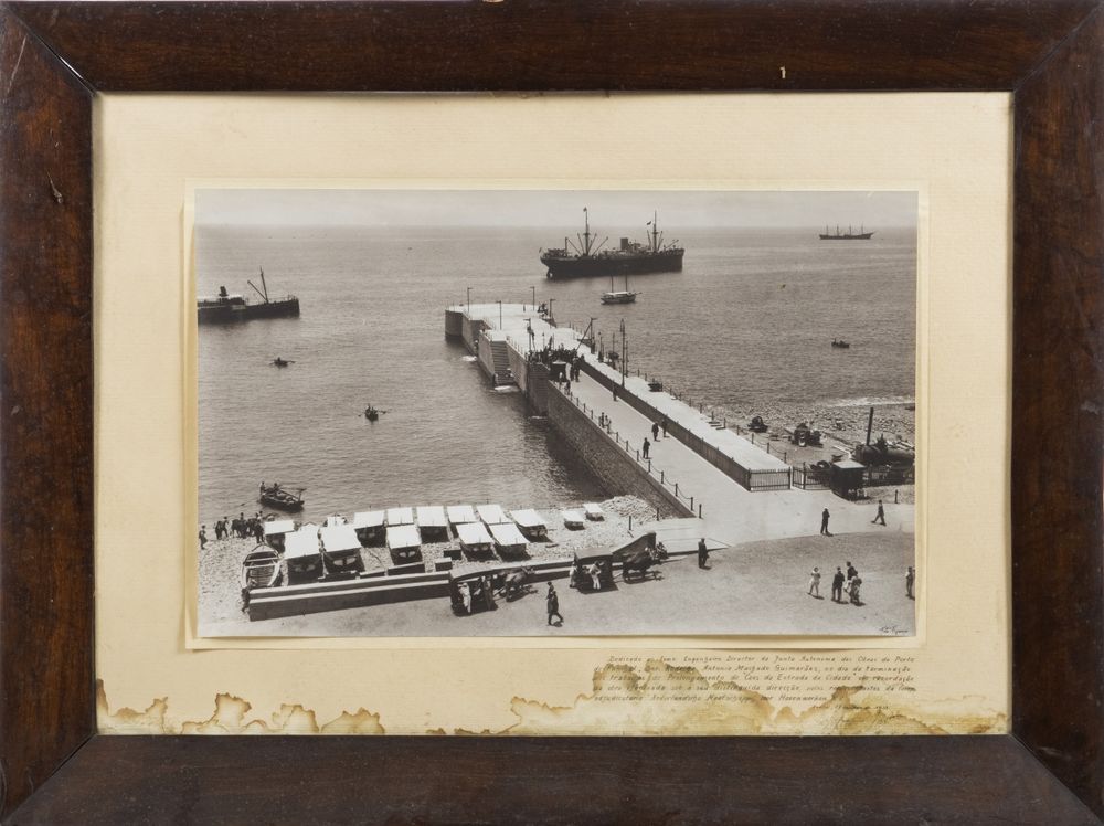 Fotografia - Cais da entrada da cidade funchal 1933