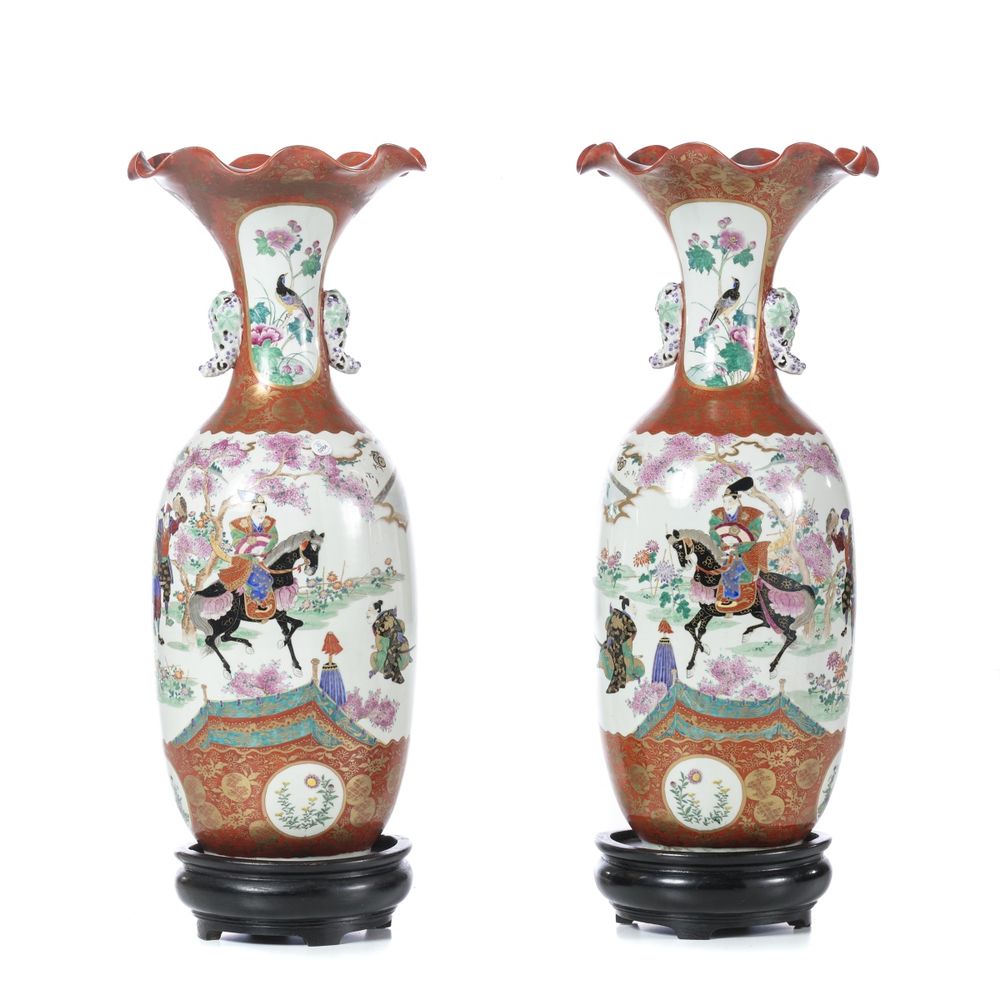 Porcelana oriental - Par de jarrões (77 cm)