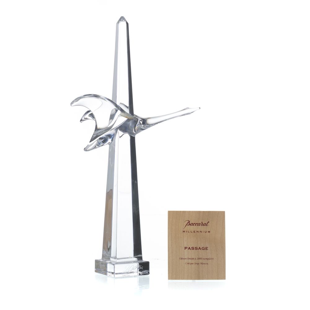 Cristal e vidro - Escultura; Baccarat Millennium - assinado Serge Mans