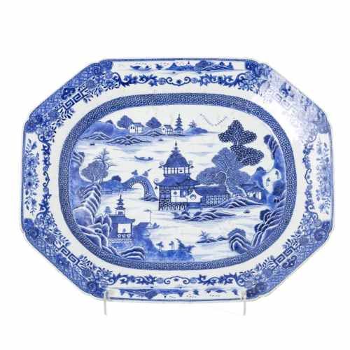 Porcelana oriental - Travessa oitavada - Companhia das Índias