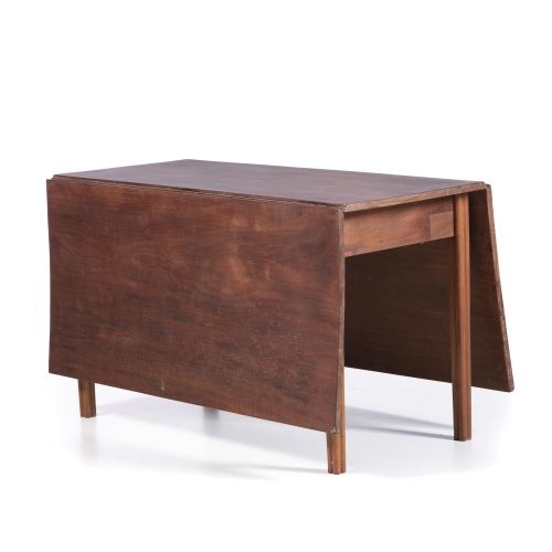 Mesa de abas em vinhático - Século XVIII