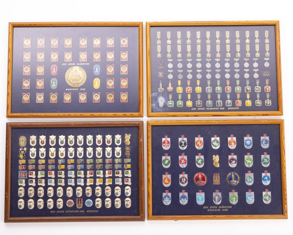 Colecionismo desportivo - Colecção de pins e emblemas - 232