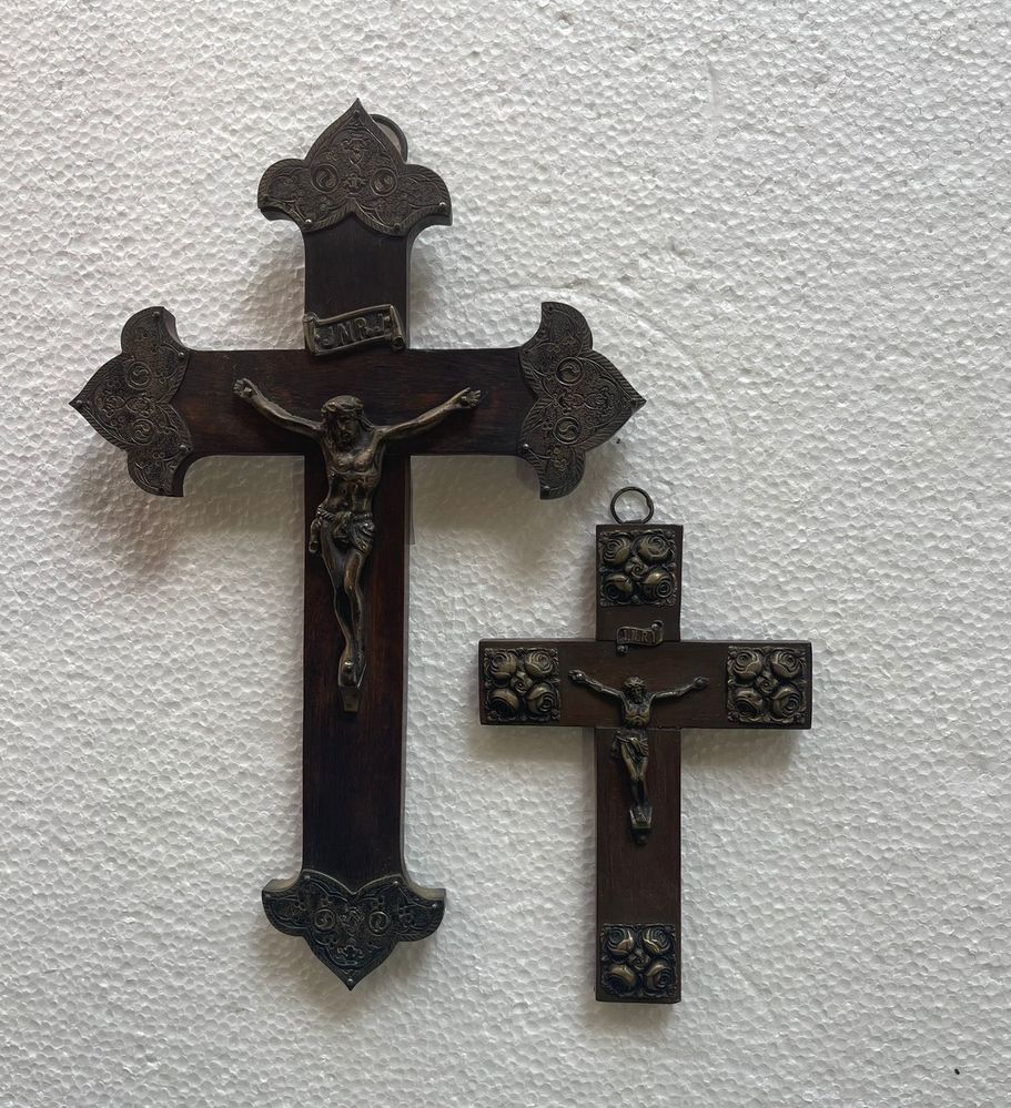 Jesus Cristo crucificado em prata