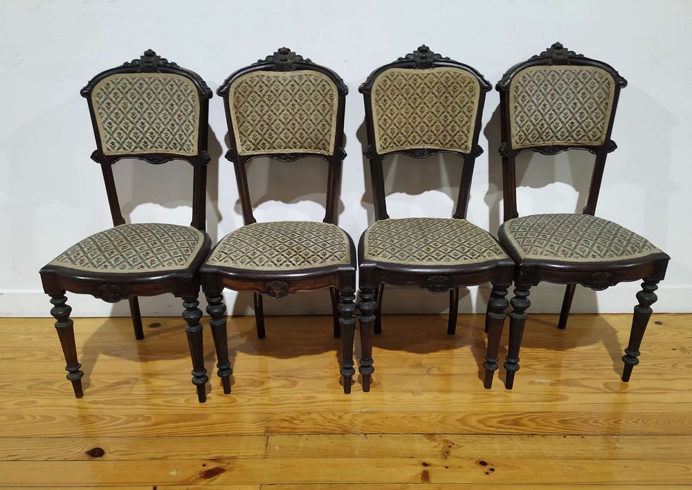 Conjunto de quatro cadeiras Arte Nova