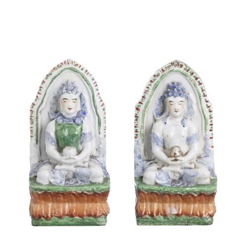 Porcelana oriental - Duas divindades budistas 'amitayus'