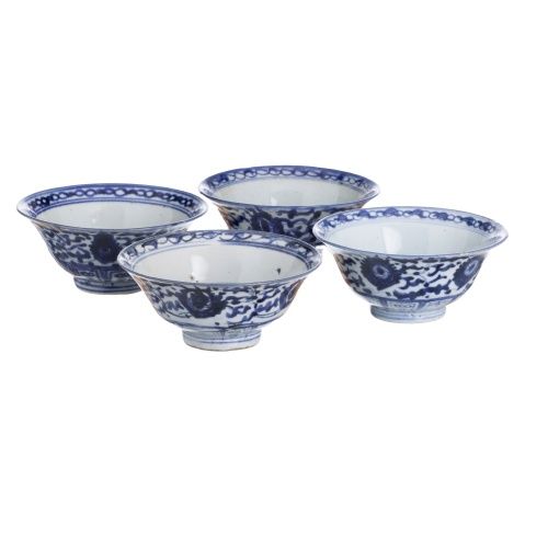Porcelana oriental - Quatro taças