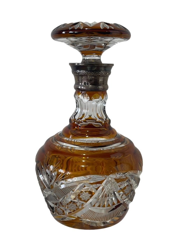 Cristal e vidro - Garrafa com tampa; com prata