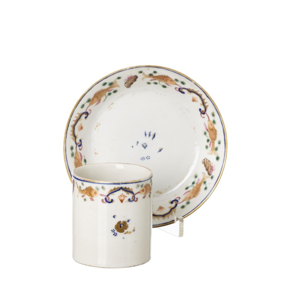 Porcelana oriental - Chávena com pires - Companhia das Índias