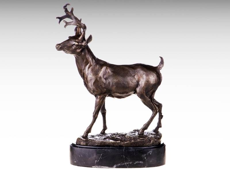Escultura de bronze - Cervo
