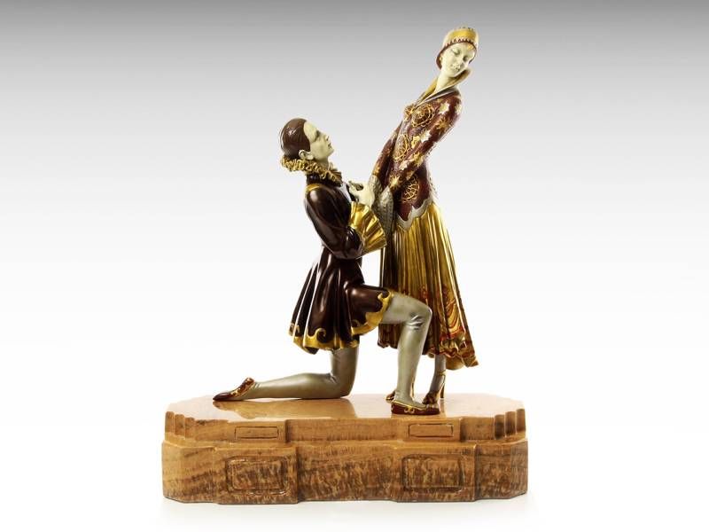 Escultura de bronze - Casal apaixonado (Viena)