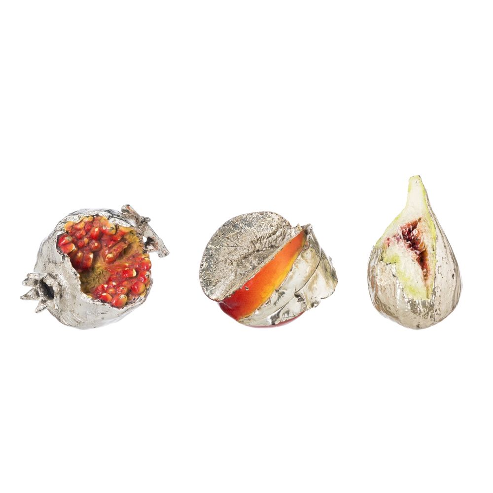 Três frutos com prata